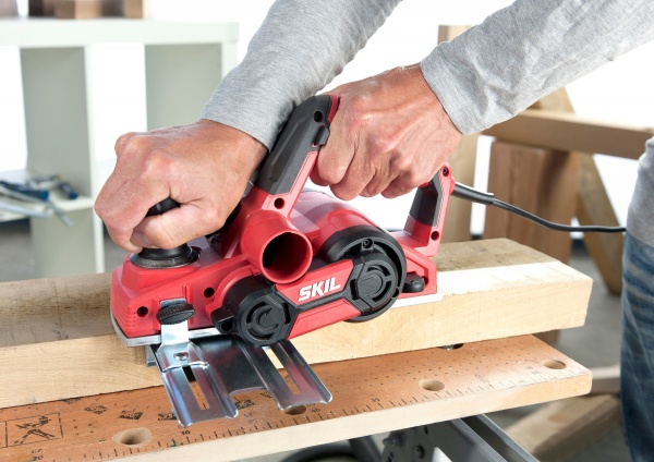 Електрорубанок SKIL VA1E1590AA