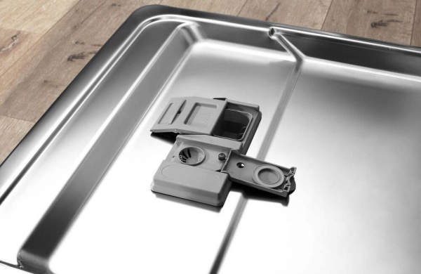 Вбудовувана посудомийна машина Indesit DIC3B+16A