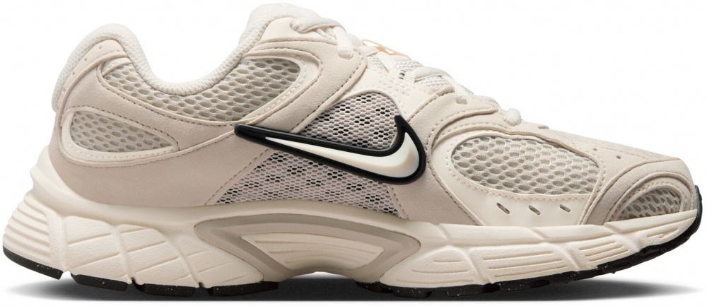 Кросівки Nike V5 RNR II6294-100 р.37,5