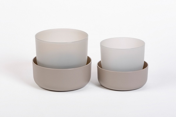 Вазон пластиковий Plastia з піддоном Tolita 16 см круглий 1,3 л коричневий (1707281607) 