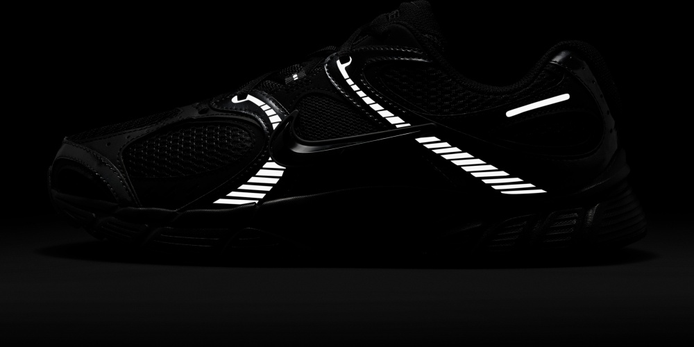 Кросівки Nike NIKE V5 RNR HJ5228-001 р.43