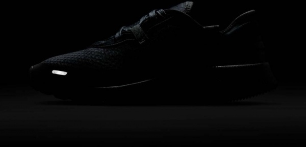 Кросівки Nike Reposto CZ5631-101 р.US 9,5 білий