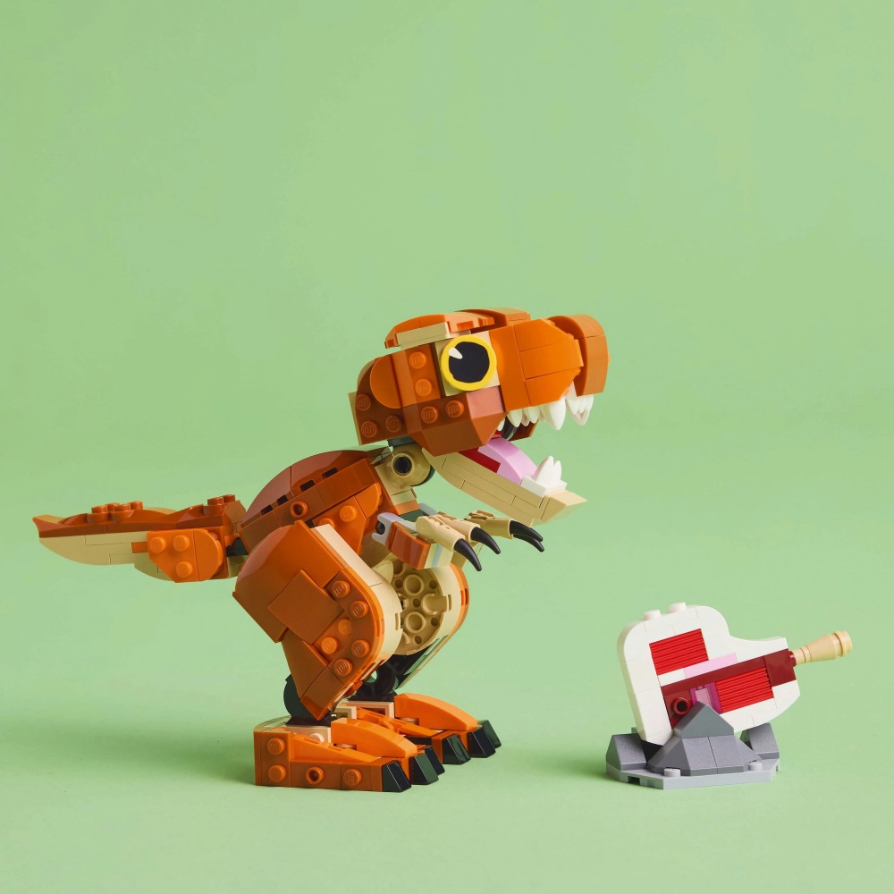 Конструктор LEGO Jurassic World Little Eatie: тираннозавр 76967