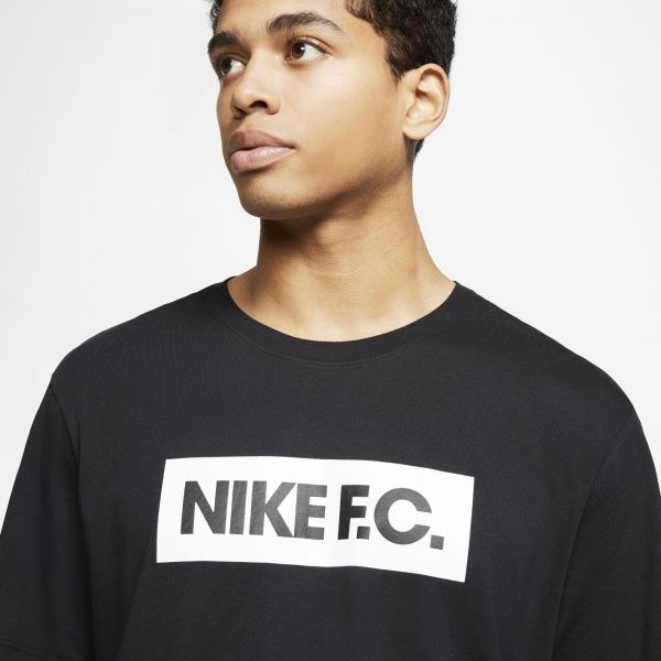 Футболка Nike M NK FC TEE ESSENTIALS CT8429-010 S чорний