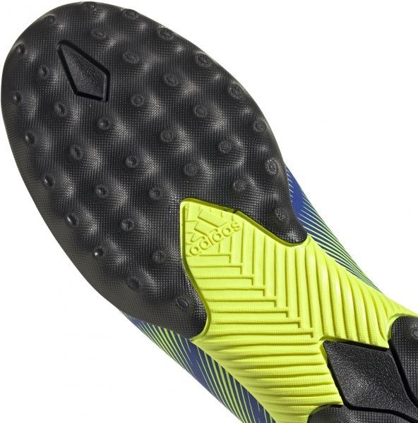 Бутсы Adidas NEMEZIZ .3 TF J FY0821 р. UK 3,5 синий