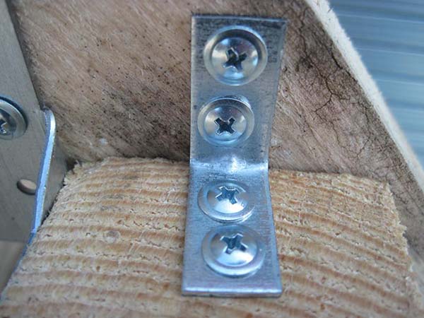 Уголок узкий Profstal равносторонний 25x25x15 мм 1,8 мм