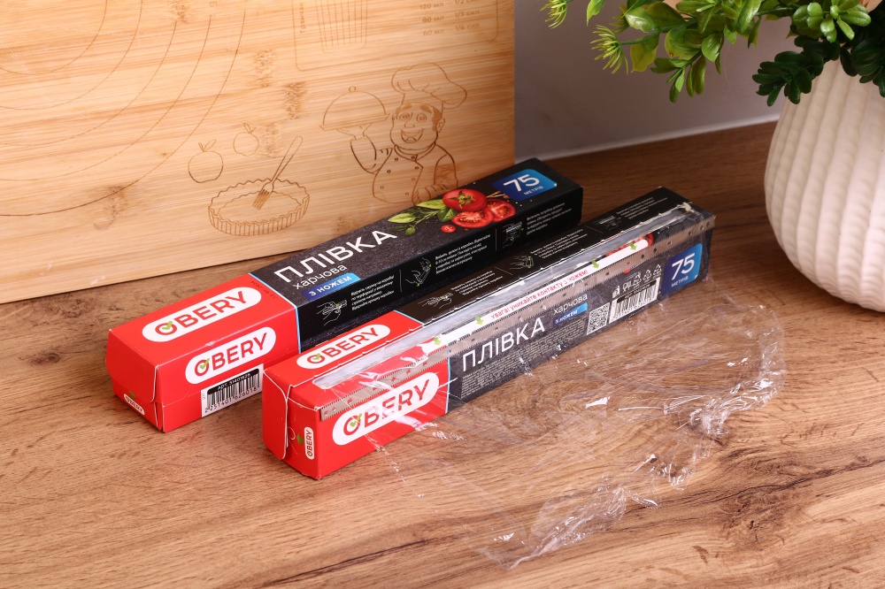 Плівка харчова OBERY 75 м 29 см у коробці з ножем