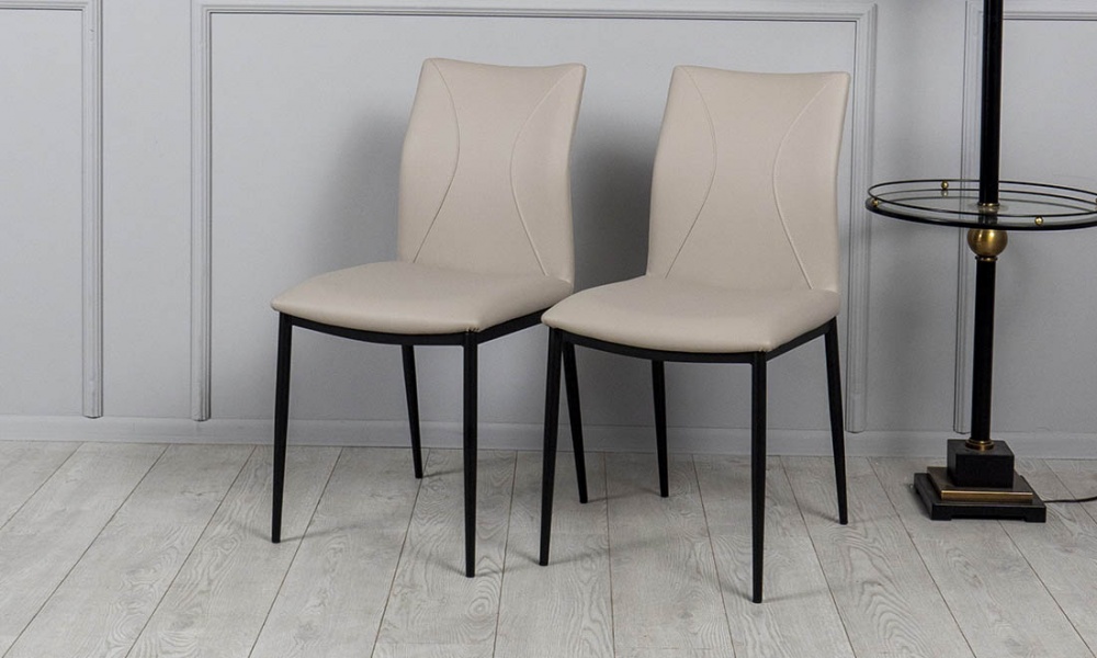 Стілець Слім 440х570х865 мм бежевий / чорний