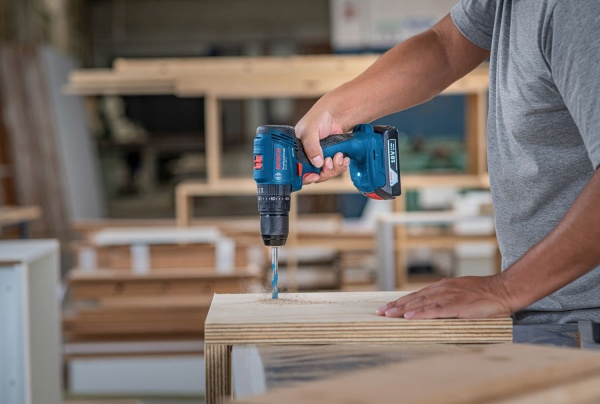 Шуруповерт ударний акумуляторний Bosch Professional GSB 185-LI 06019K3100