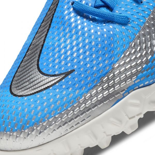 Cороконіжки Nike CK8468-400 р. US 8 зелений