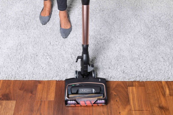 Пылесос Shark HZ500EUT Anti Hair Wrap Flexology со шнуром 