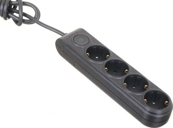 Удлинитель Makel с защитными шторками с заземлением 4 гн. черный 2 м N4311143