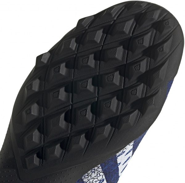 Cороконіжки Adidas PREDATOR FREAK .3 L TF FY0616 р. UK 8,5 чорний