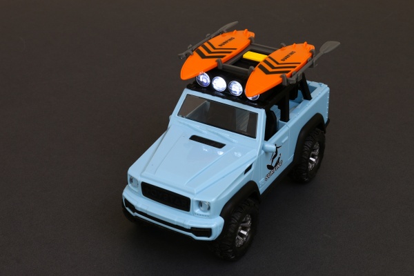 Позашляховик Shantou серфера зі звуковим і світловим ефектом 22х10х13 см блакитний 666-23P