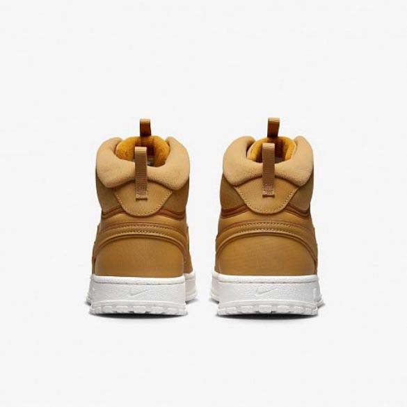 Кроссовки Nike NIKE COURT VISION MID WINTER DR7882-700 р.43 бежевый