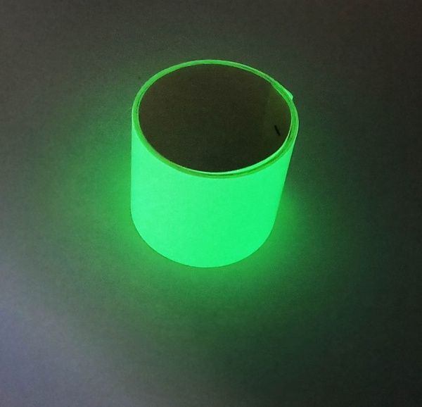 Стрічка люмінесцентна клейка фосфорна 10 мм 2 м зелена