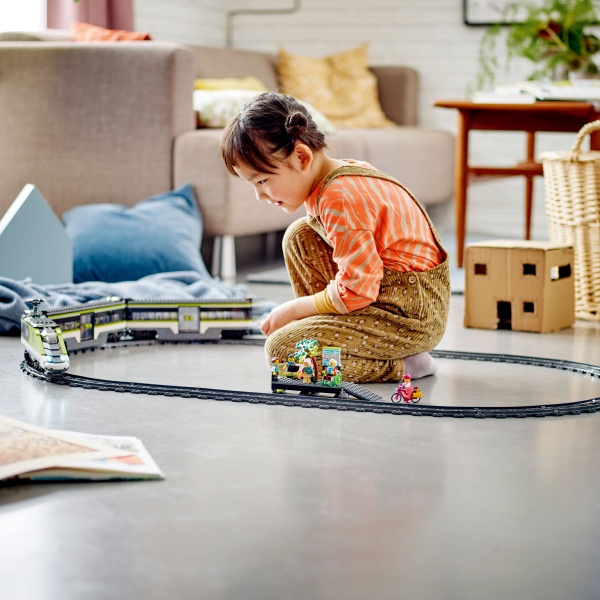 Конструктор LEGO City Пасажирський потяг-експрес 60337