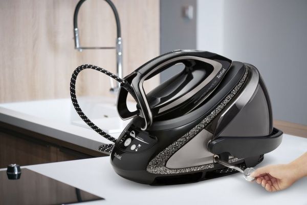 Праска з парогенератором Tefal PRO EXPRESS ULTIMATE+ GV9620 та прасувальна дошка Tefal IB 5100 Pro Comfort у дарунок 