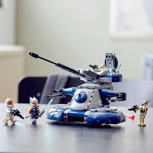 Конструктор LEGO Star Wars Броньований танк (AAT) 75283