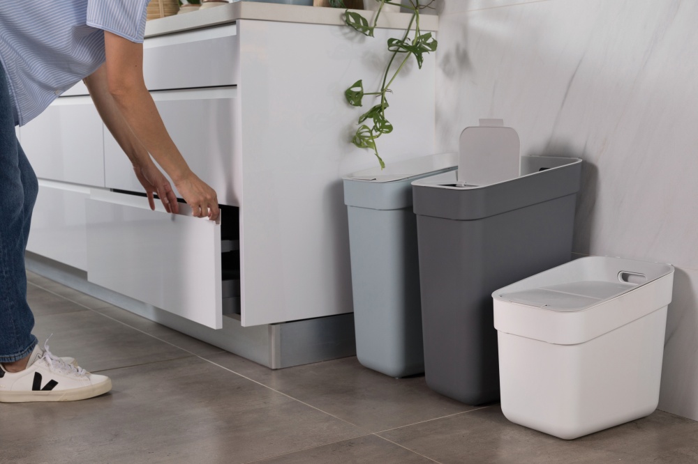 Контейнер для мусора Curver Ready To Collect 20 л белый 252105