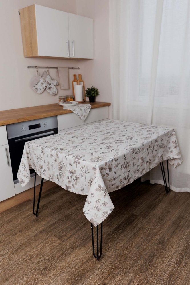 Скатерть Шанталь 133x180 см бежевый с рисунком La Nuit