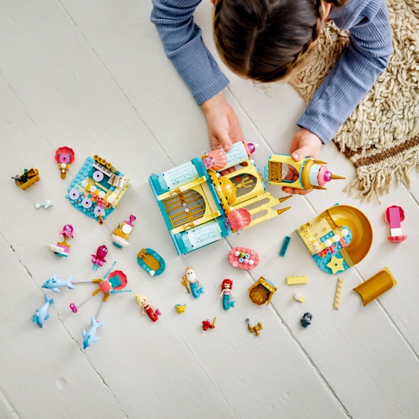 Конструктор LEGO Disney Princess Підводний палац Аріель 43207