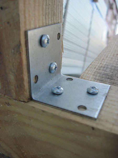 Уголок перфорированный Profstal равносторонний 100x100x60 мм 1,8 мм