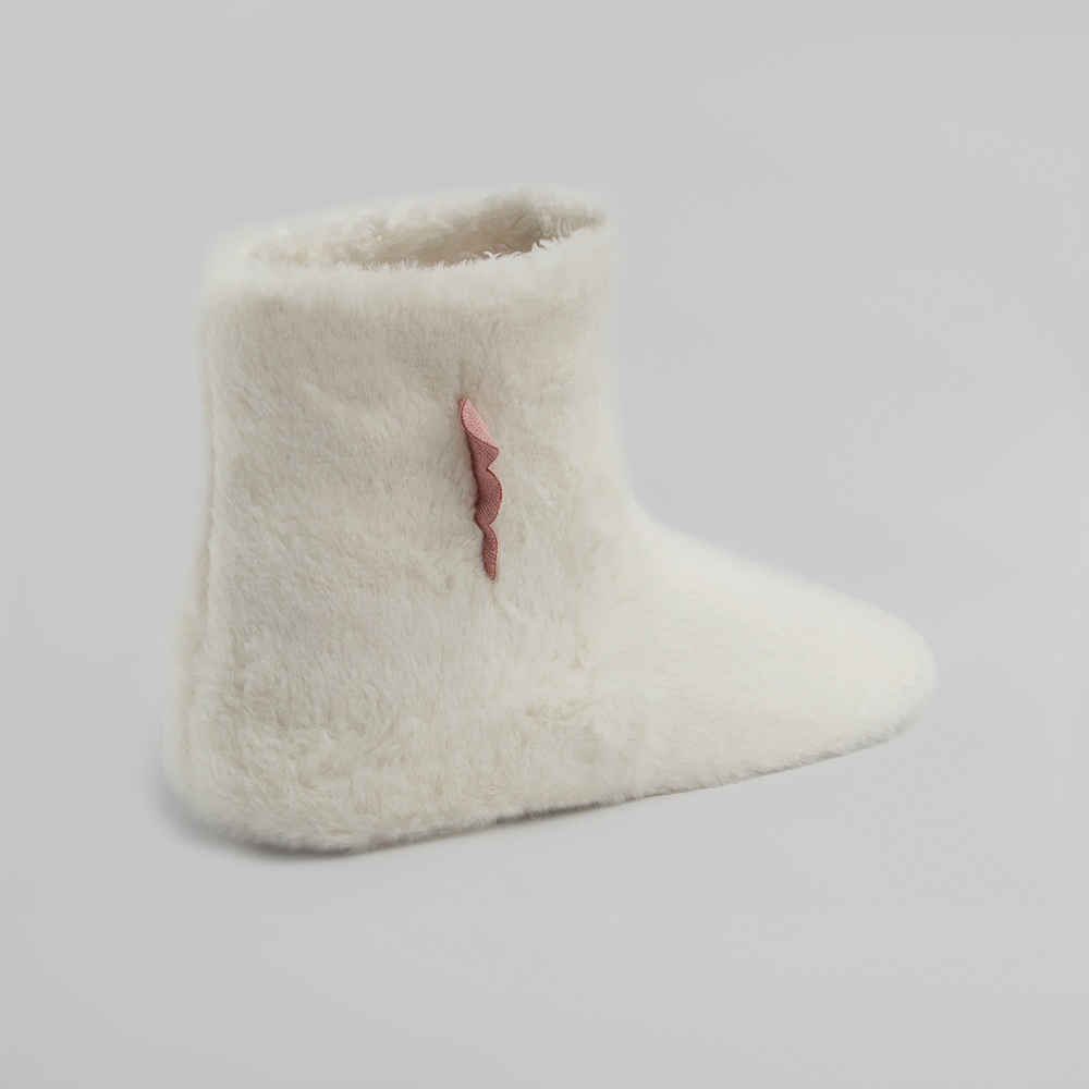 Капці домашні Twins хутрянi з крильцями р.40 молочний