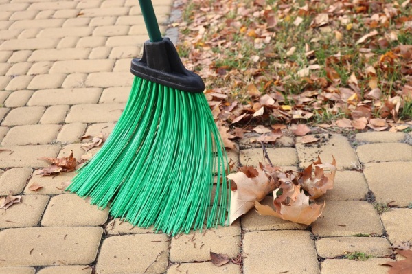 Мітла посилена Golwood Яга Lux G155/1.2.4 з металевим держаком