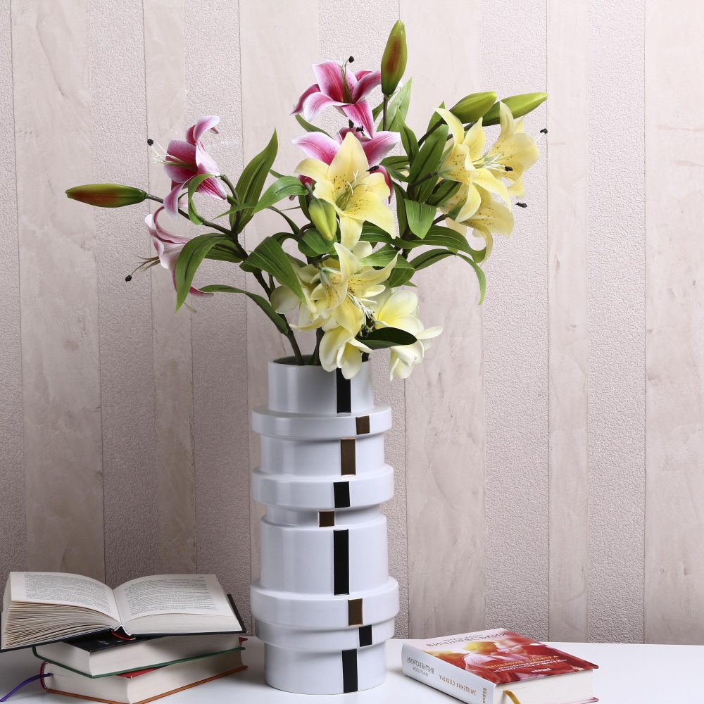 Ваза Inari Catalina 37,5 см белая K16721