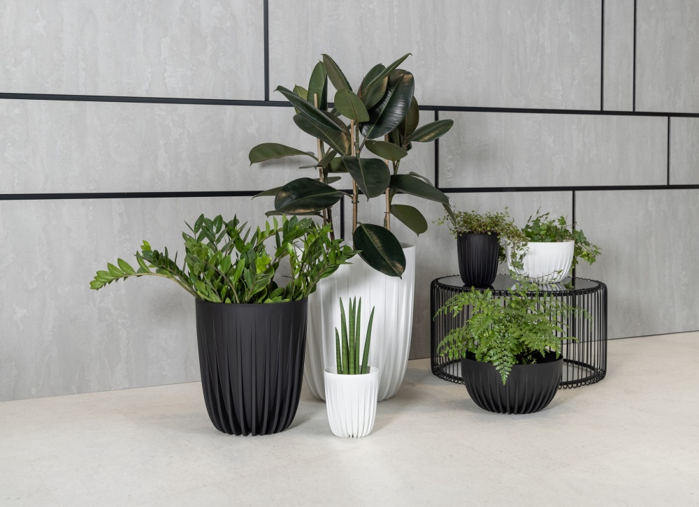 Вазон пластик MIRA круглый кремовый 2,4 л Ламела (9749133)