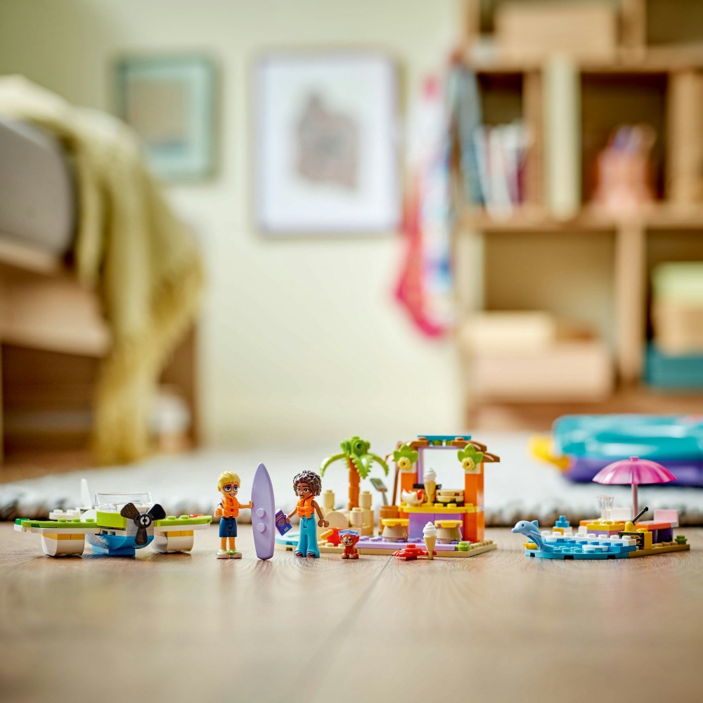 Конструктор LEGO Friends Творческий чемодан для путешествий и отдыха на пляже 42672