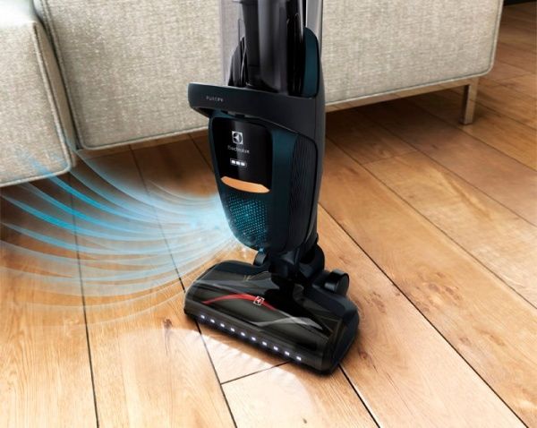 Пылесос аккумуляторный Electrolux PURE F9 PF91-4ST 