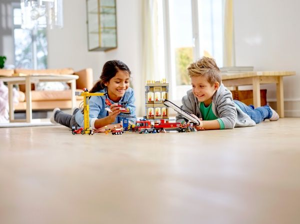 Конструктор LEGO City Городская пожарная бригада 60216
