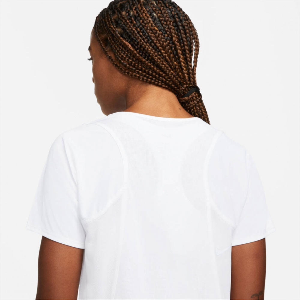 Футболка Nike DD5927-100 р.M білий