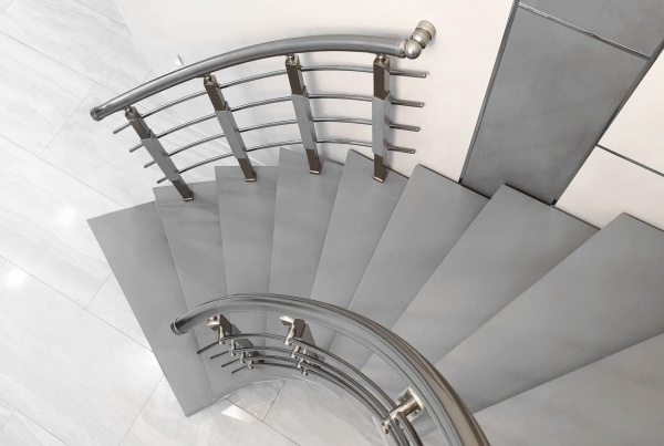 Стійка для перил Хай-тек горіх