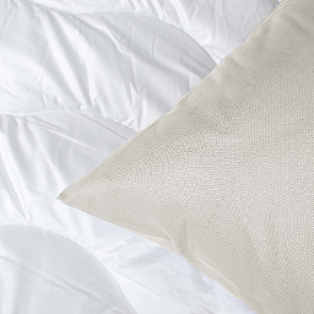 Наволочка Моно 70x70 см бежевый