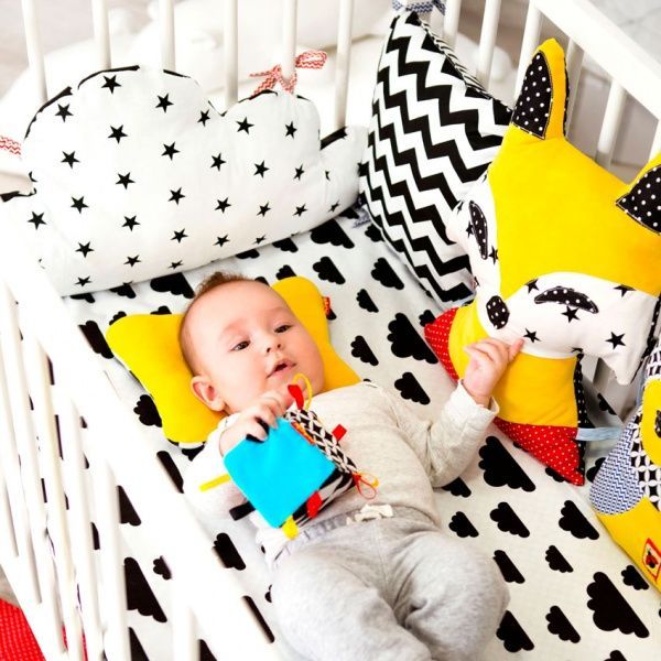 Бортик для кроватки Macик Совушка B&W МС 110512-04