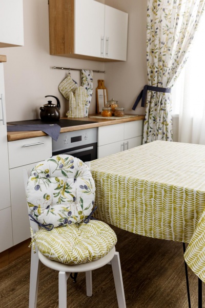 Подушка на стул Oliva шафран d40 La Nuit