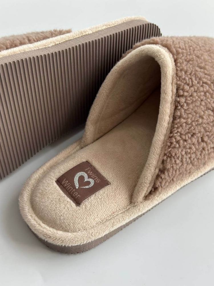 Тапки домашние Twins YETI 15621 р.38/39 коричневый