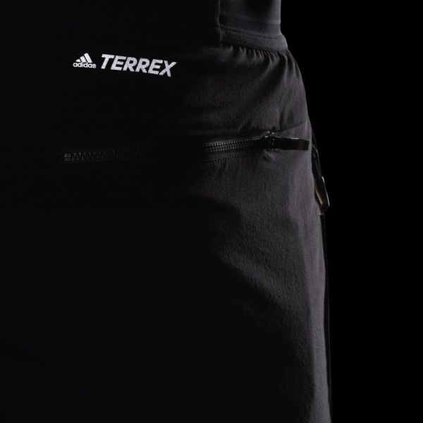 Шорты Adidas LiteFlex Shorts DQ1528 р. 52 черный