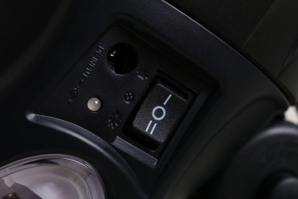 Ліхтар прожекторний Expert KNG-KB2126 з аккумулятором чорний