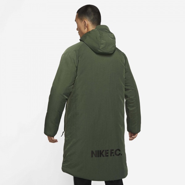 Куртка-парка Nike M NK FC LNGR SDLN FILLED JKT DJ0991-335 р.M зеленый