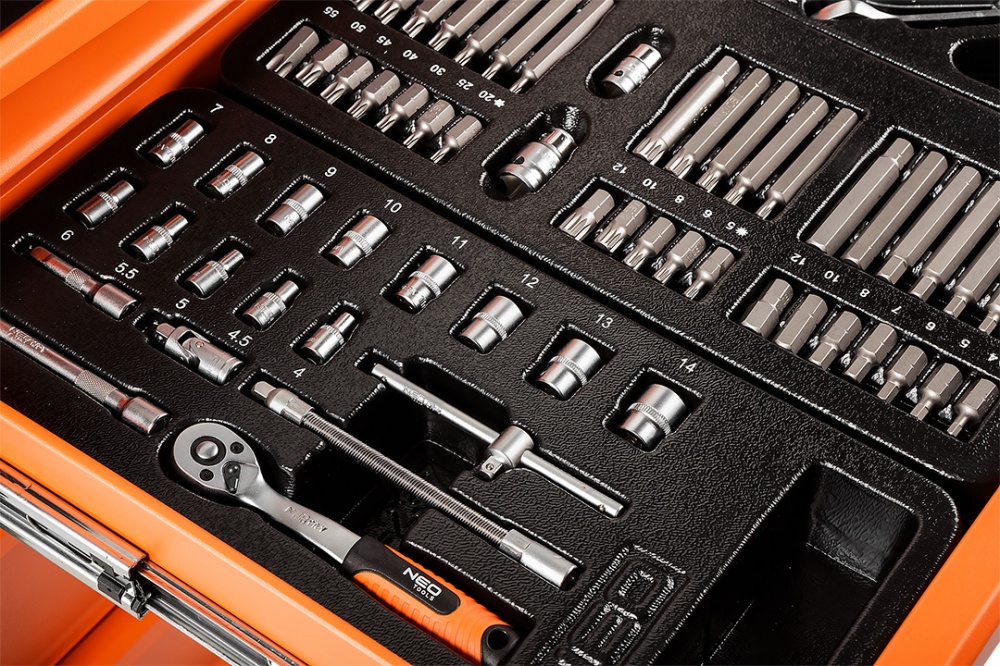 Набор ручного инструмента NEO tools 117 шт. 84-214-6