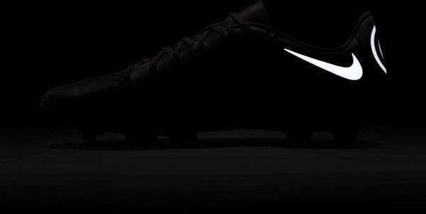 Бутсы Nike Tiempo Legend 9 Club FG/MG DA1176-004 р. US 11 черный