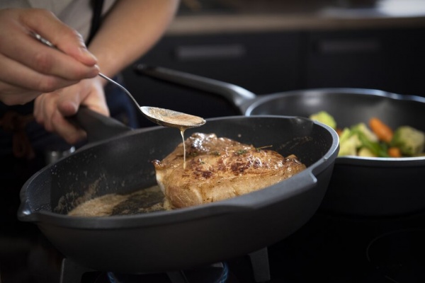 Сковорода Robusto 26 см E2490544 Tefal