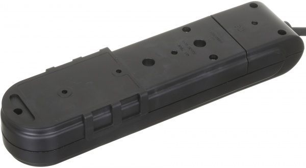 Удлинитель Makel с защитными шторками + USB с заземлением 3 гн. белый 3 м N3811143 