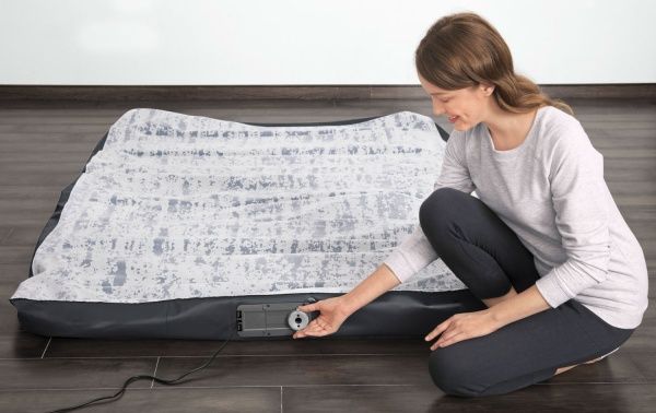 Матрас надувной Bestway Tritech Airbed Twin с двойным электронасосом 203x30 см серый/синий 67836