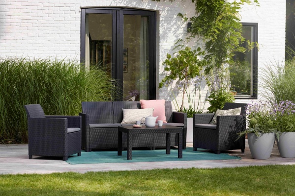 Комплект мебели Keter Claire: 3-х местний диван, 2 кресла и стол антрацит 