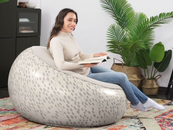Кресло надувное Bestway 122х122 см в ассортименте